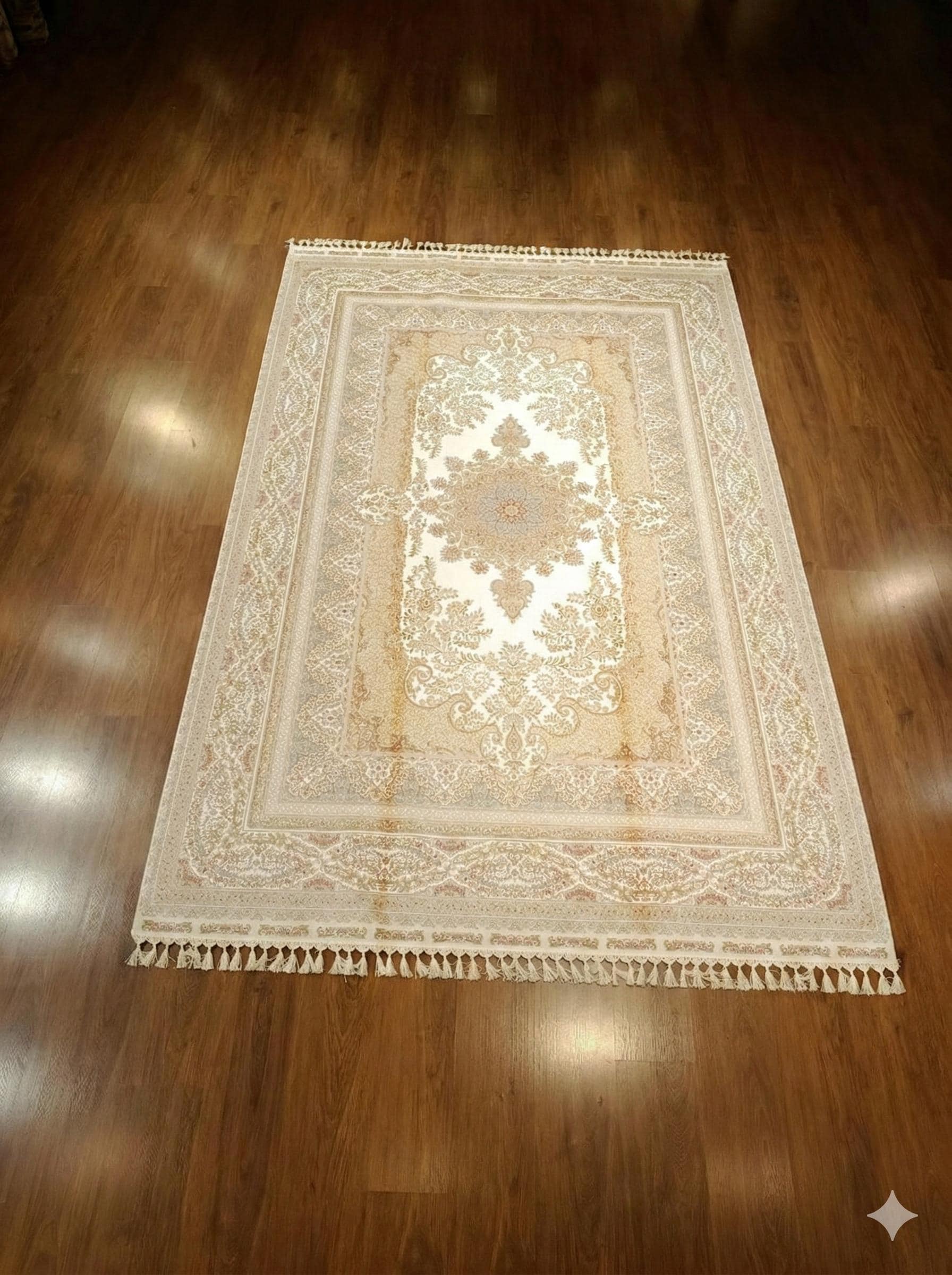 7x10 ft, Classic Beige Silk Rug - Distressed Medallion Design Carpet