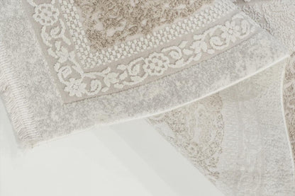 7x10 ft, Beige Classic oriental Rug: Bamboo Yarn,fine fringes carpet