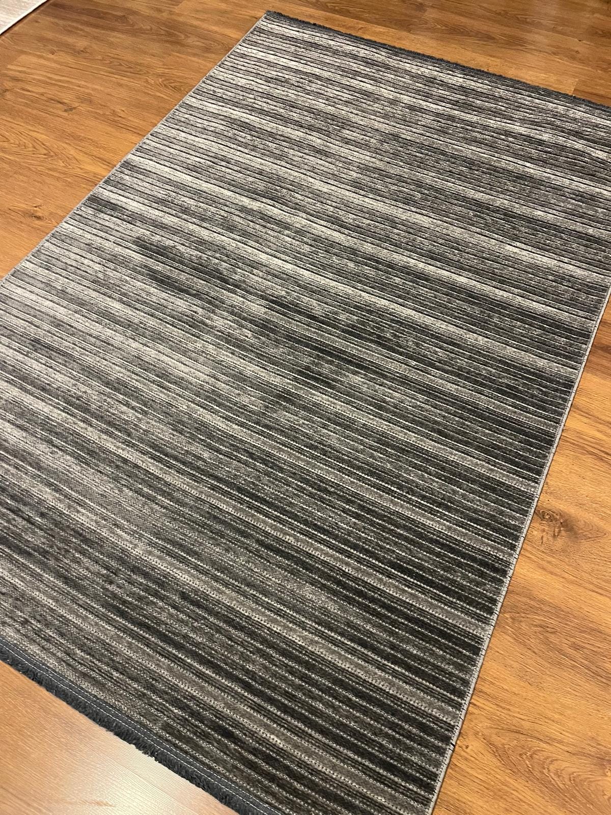 Modern Gray Striped Area Rug – Textured Contemporary Floor Carpet for Living Room & Office