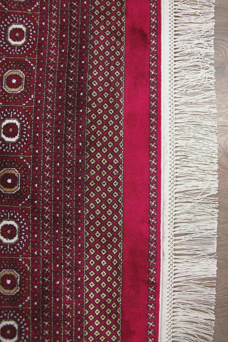 Traditional Red Bokhara Area Rug – Silk-Feel Viscose Carpet, Oriental Medallion Design