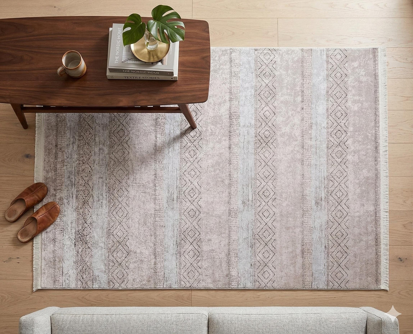 Washable Boho Area Rug – Distressed Diamond Tribal Pattern, Cream Gray Carpet