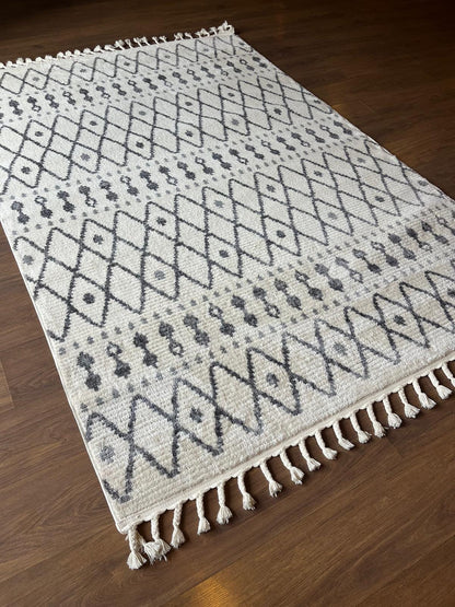 Cream Textured Geometric Carpet with Tassels, Minimalist Scandi Home Decor, Neutral Living Room Rug.