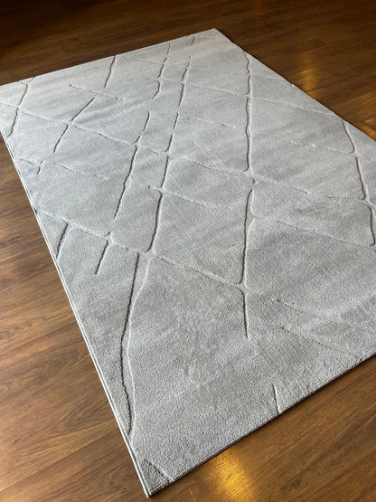 Plain Gray Area Rug: Minimalist Grey Carpet for Contemporary Living Spaces