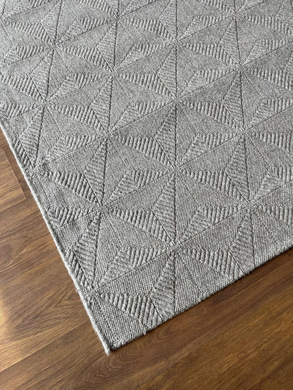 Modern Gray textured wool Rug: Flatweave Indoor carpet
