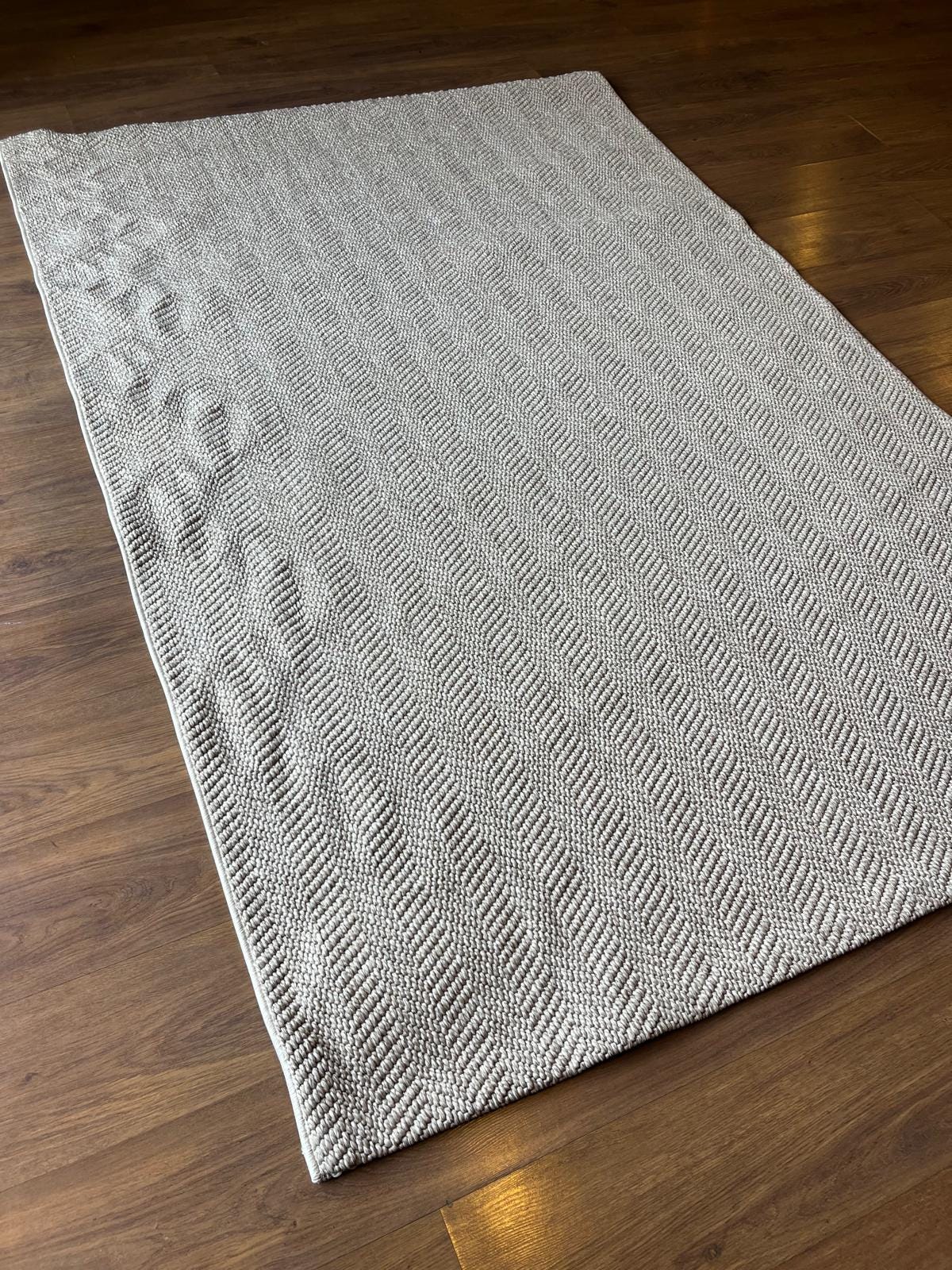 Modern Gray textured Rug: Flatweave Indoor carpet