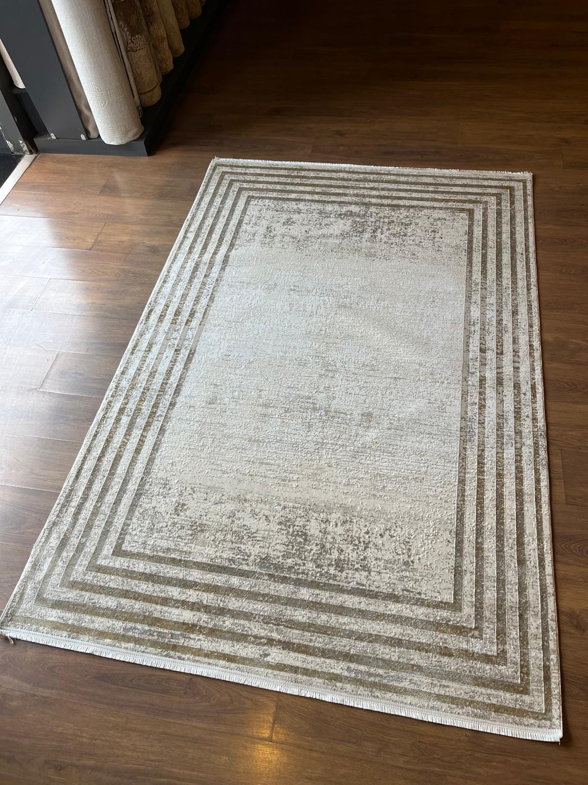 Modern Geometric Area Rug 160x230cm, Fine Contemporary Living Room Carpet