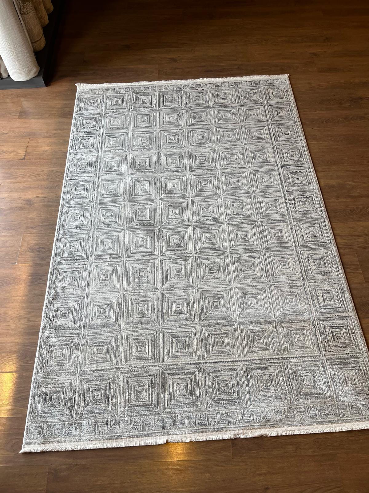 Modern Contemporary Area Rug, Grey Geometric 160x230cm Fine Quality Carpet for Living Room