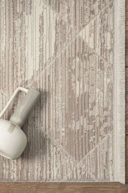 Modern Distressed Diamond Area Rug – Japandi Sand Taupe Carpet (200x300cm)