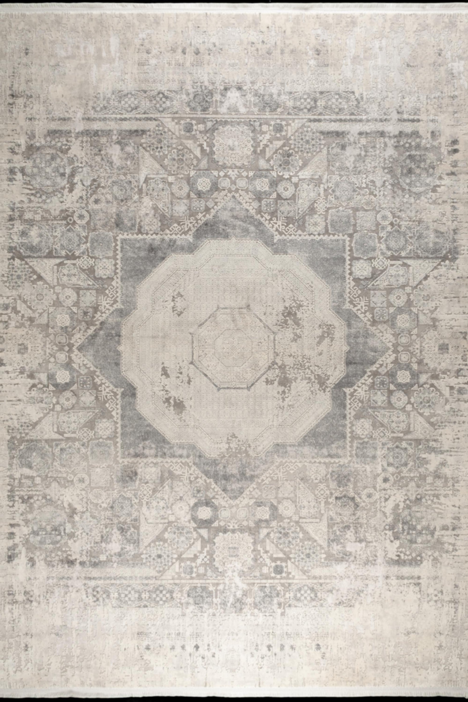7x10 ft, Gray Classic Mamluk Rug made with Bamboo yarn with Fringes