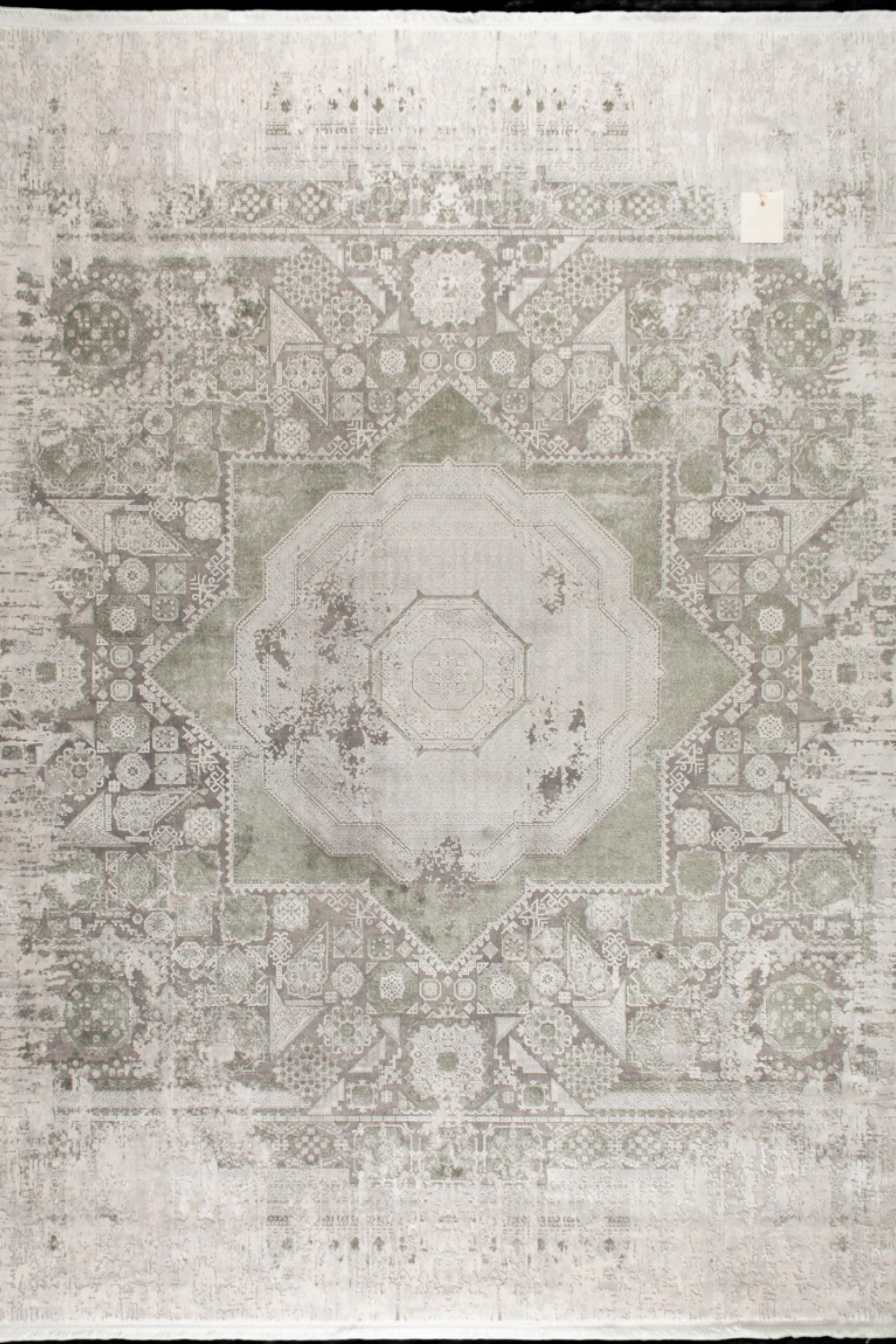 7x10 ft, Gray Classic Mamluk Rug made with Bamboo yarn with Fringes