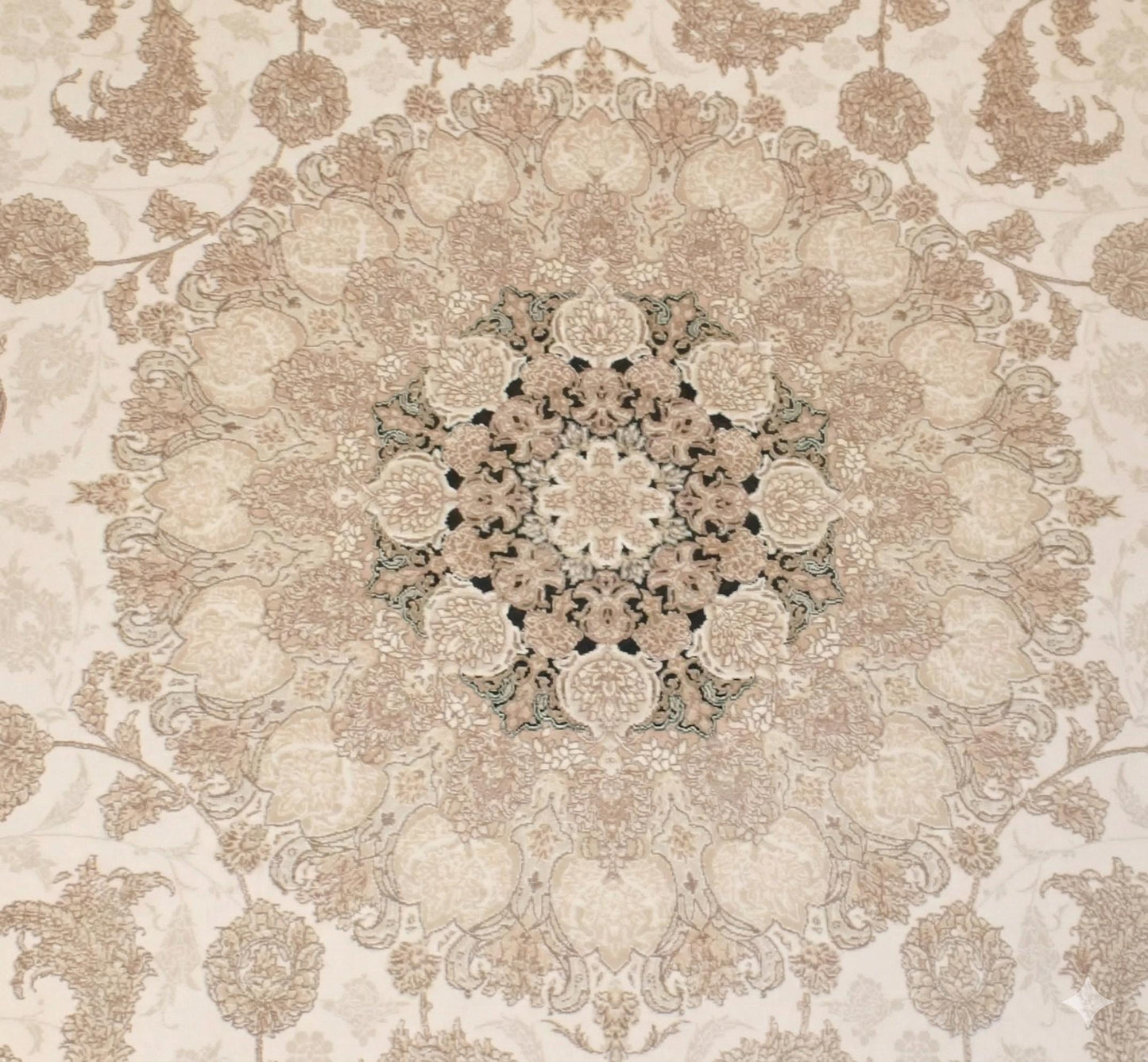7x10 ft, Distressed Beige Classic oriental medallion Rug - Fine Fringes