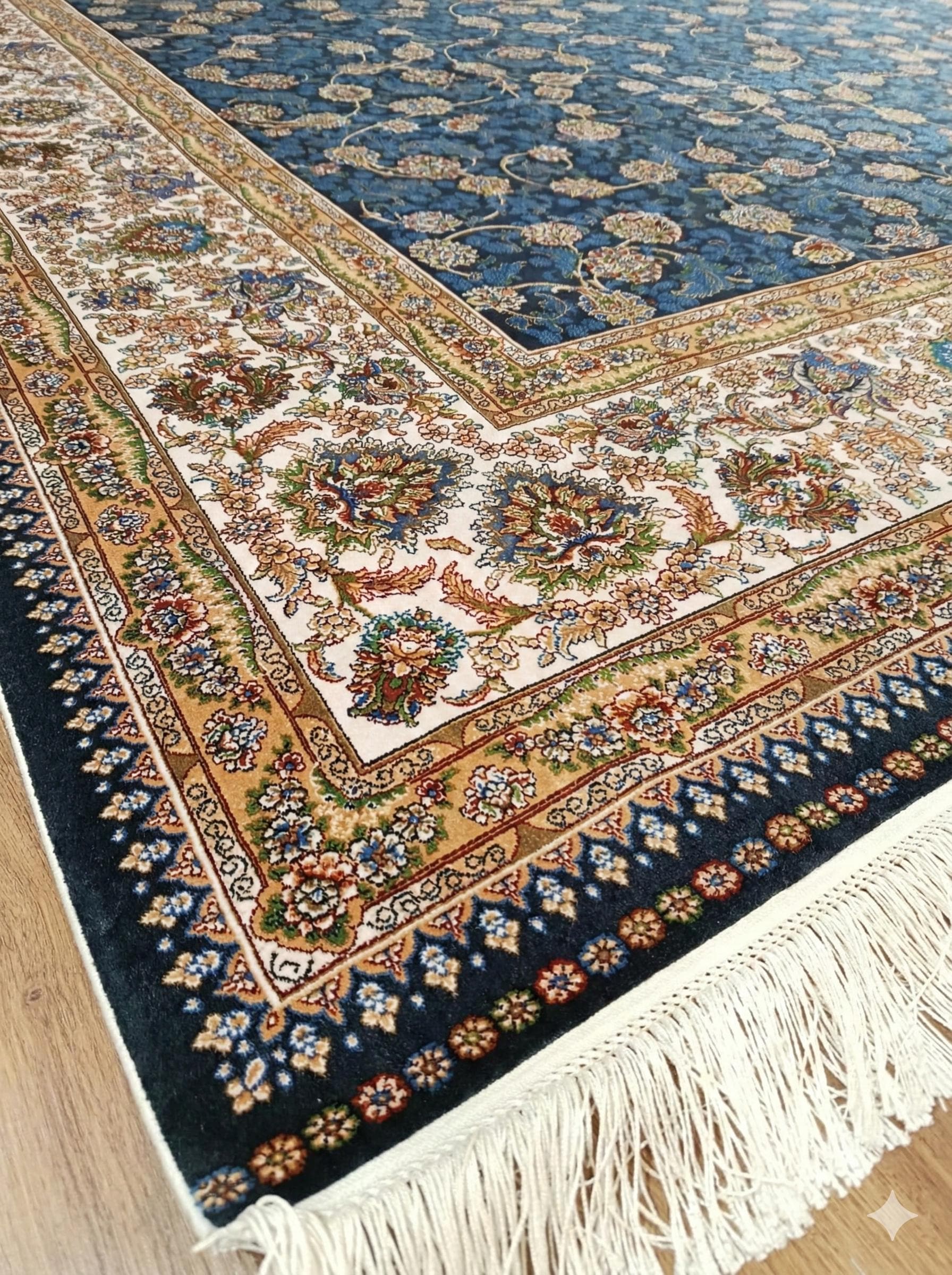 10x16 ft, Classic Blue Silk Rug: Oriental blue fine carpet with Fringes