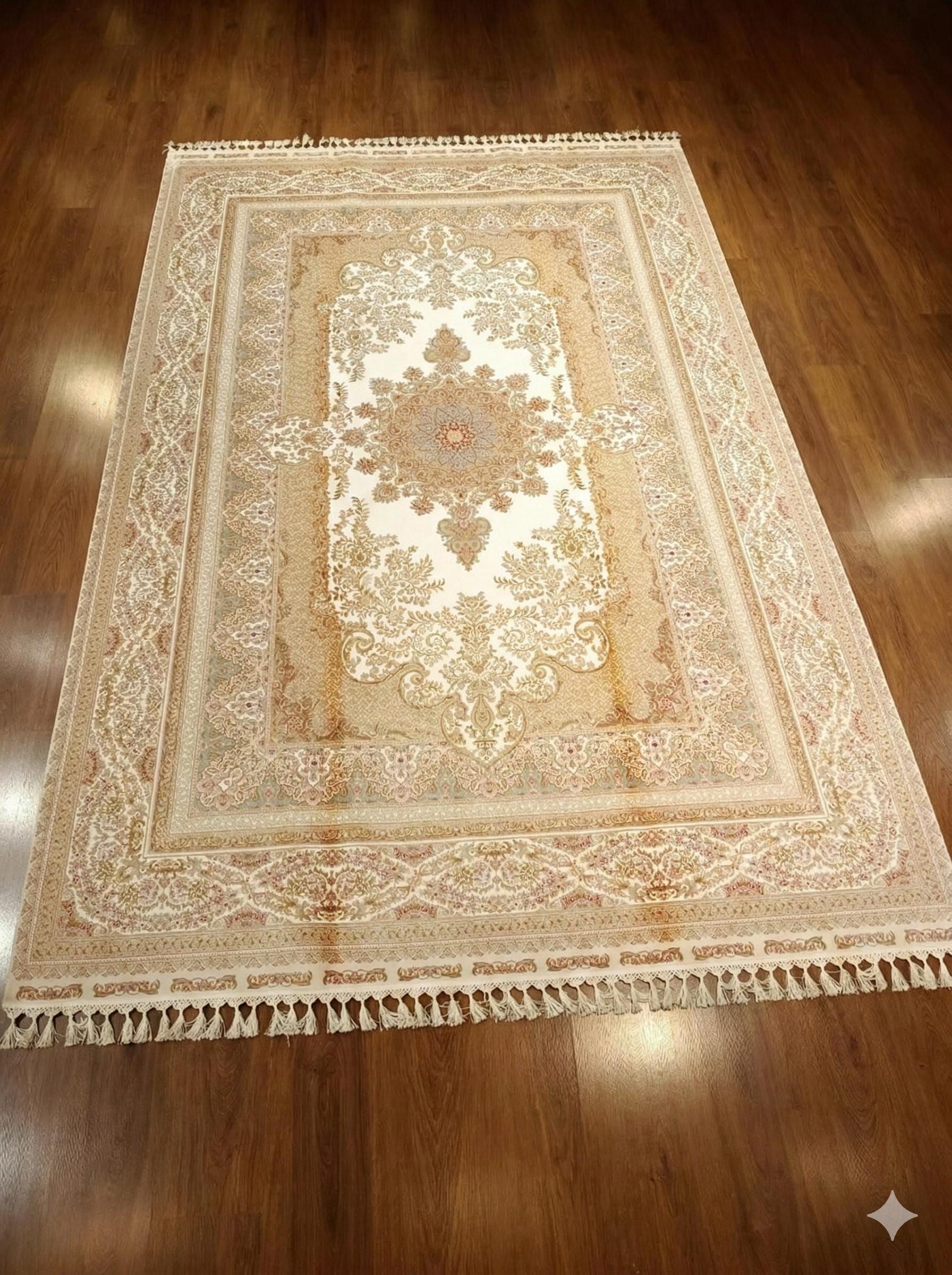 7x10 ft, Classic Beige Silk Rug - Distressed Medallion Design Carpet