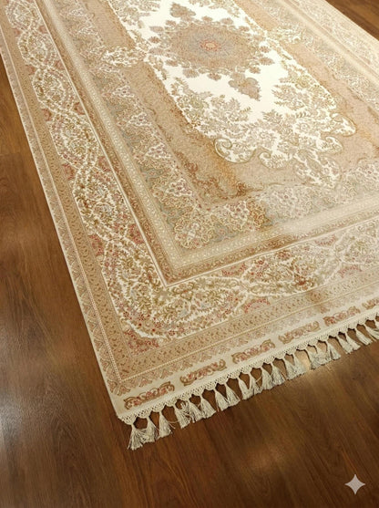 7x10 ft, Classic Beige Silk Rug - Distressed Medallion Design Carpet
