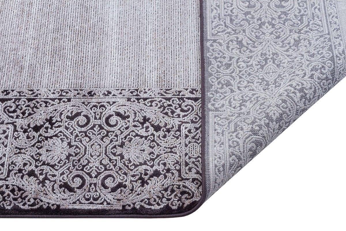 7x10 ft, Classic Oriental Black Bamboo Rug: Classic viscose carpet with fine fringes