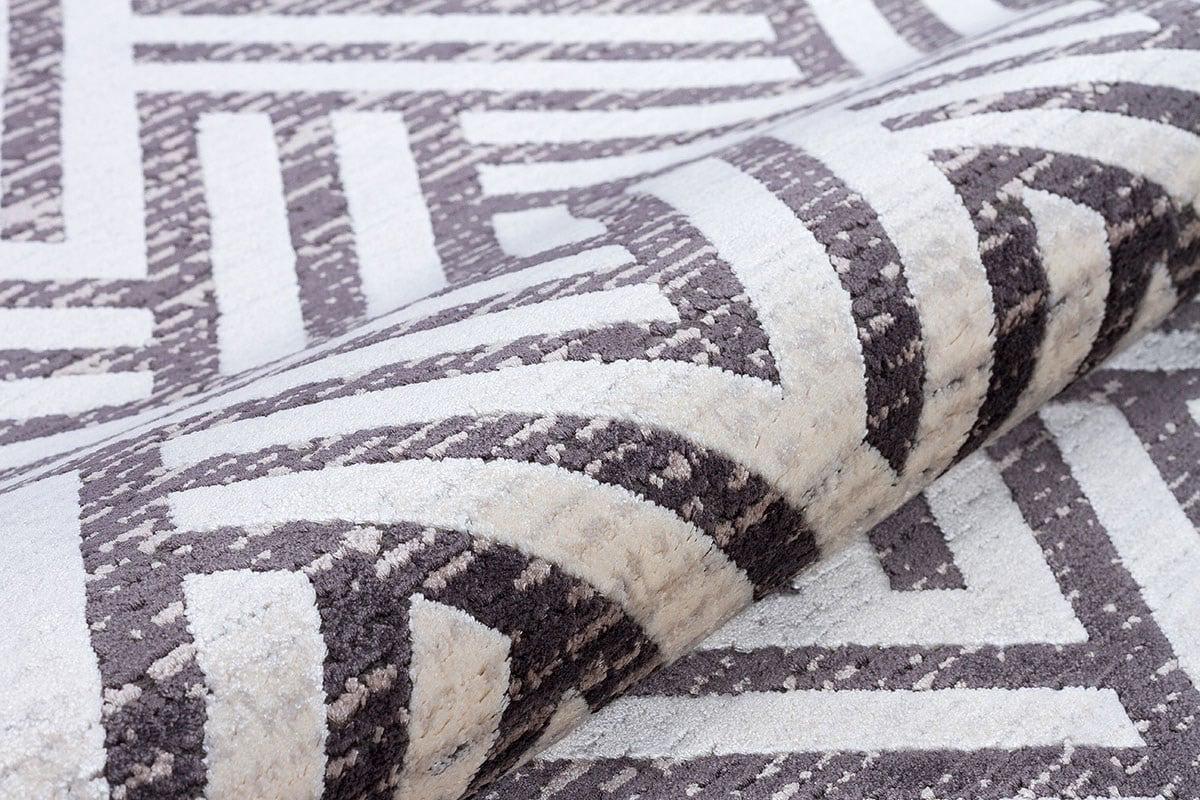 5x7 ft, Modern Gray Geometric Bamboo Rug with fine fringes