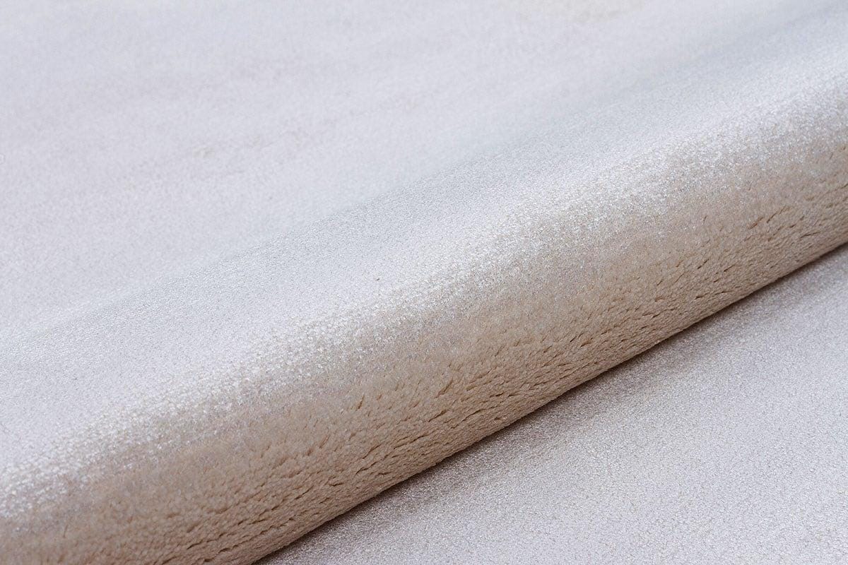 5x7 ft, Modern Cream Geometric Bamboo Rug with fine fringes