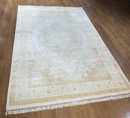 7x10 ft, Beige Classic medaliion Bamboo Rug with fine Fringes