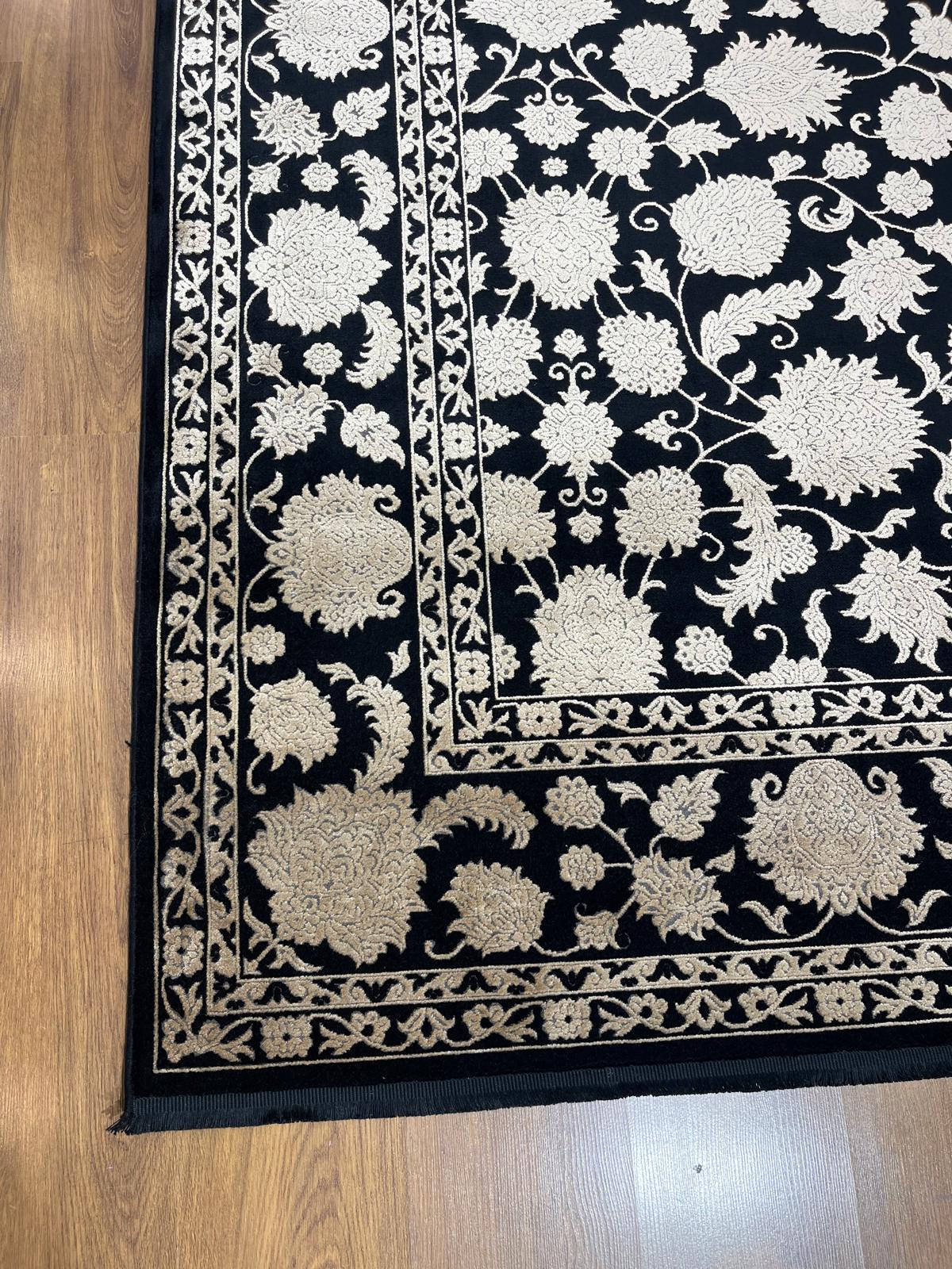 7x10 ft, Classic Black Bamboo Rug: Oriental black fine carpet with Fringes