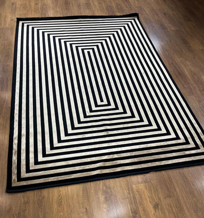 7x10 ft, Modern Black Bamboo Rug: Contemporary black fine carpet with god stripes