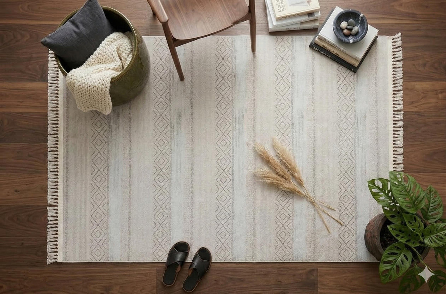 Washable Boho Area Rug – Distressed Diamond Tribal Pattern, Cream Gray Carpet