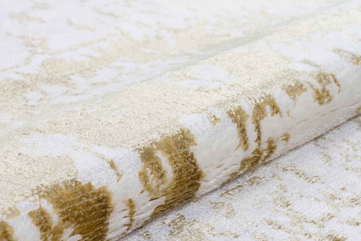 3x5 ft, Turkish Bamboo Silk Runner Rug, Gold Medallion, Hand-Knotted Fringes