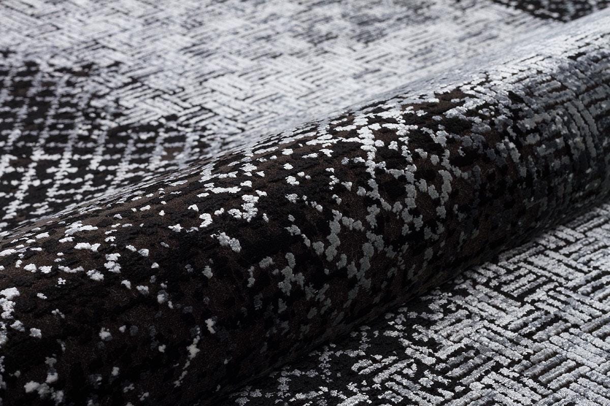 5x7 ft, Modern Distressed Charcoal and Silver Bamboo Silk Area Rug