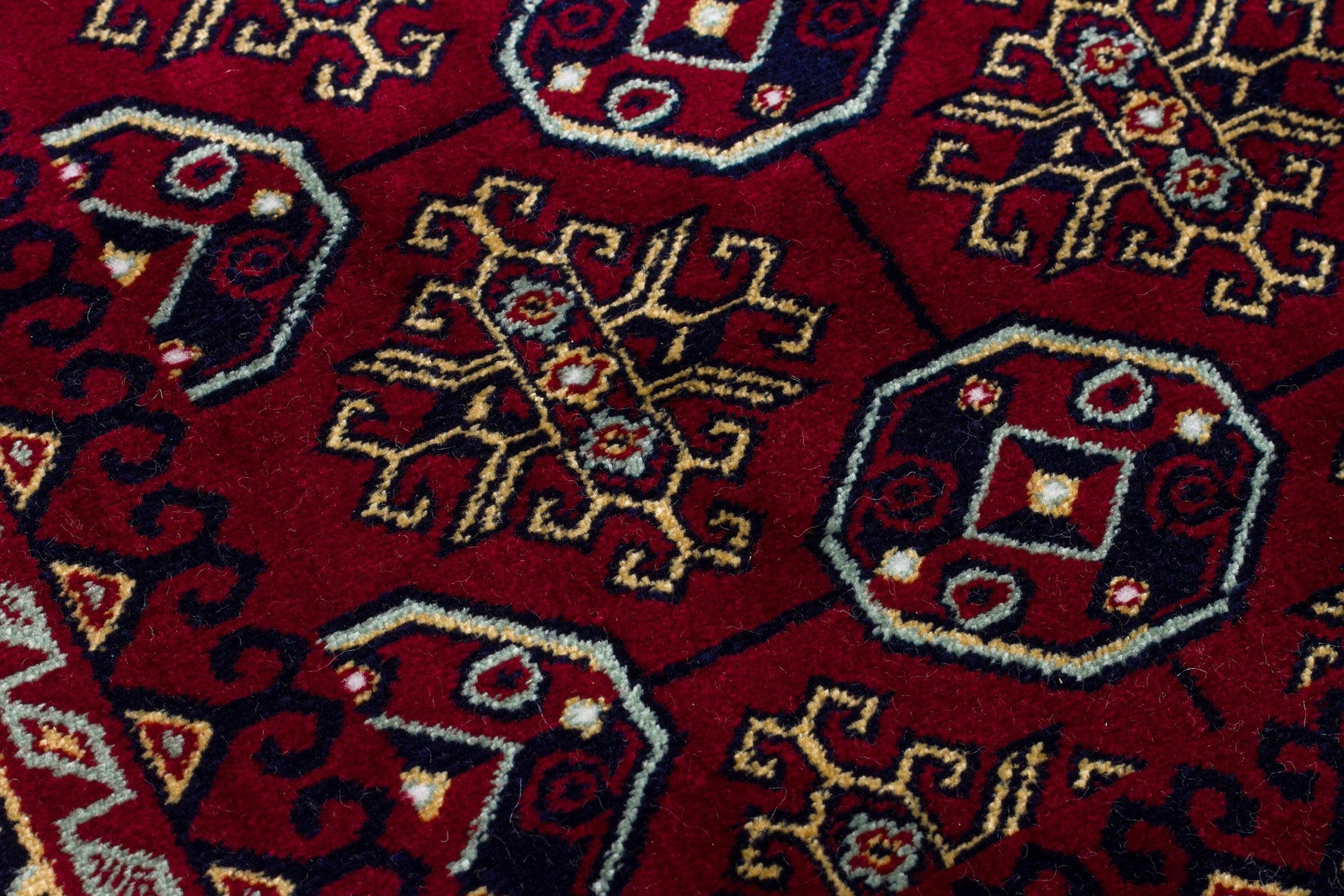 Crimson Red Persian Style Area Rug – Geometric Medallion Oriental Carpet
