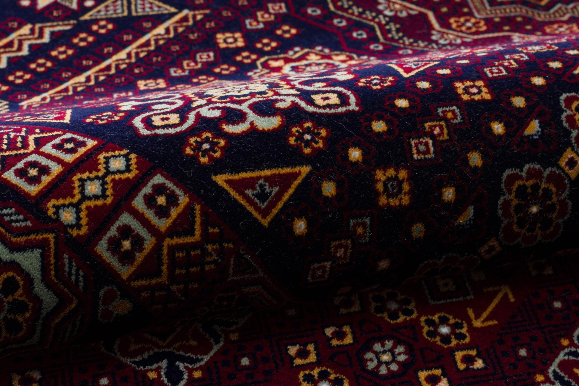 Crimson Red Persian Style Area Rug – Geometric Medallion Oriental Carpet