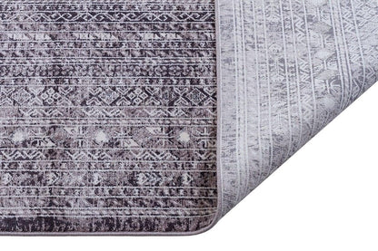 7x10 ft, Classic Oriental Black Bamboo Rug: Classic viscose carpet with fine fringes