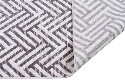 5x7 ft, Modern Gray Geometric Bamboo Rug with fine fringes