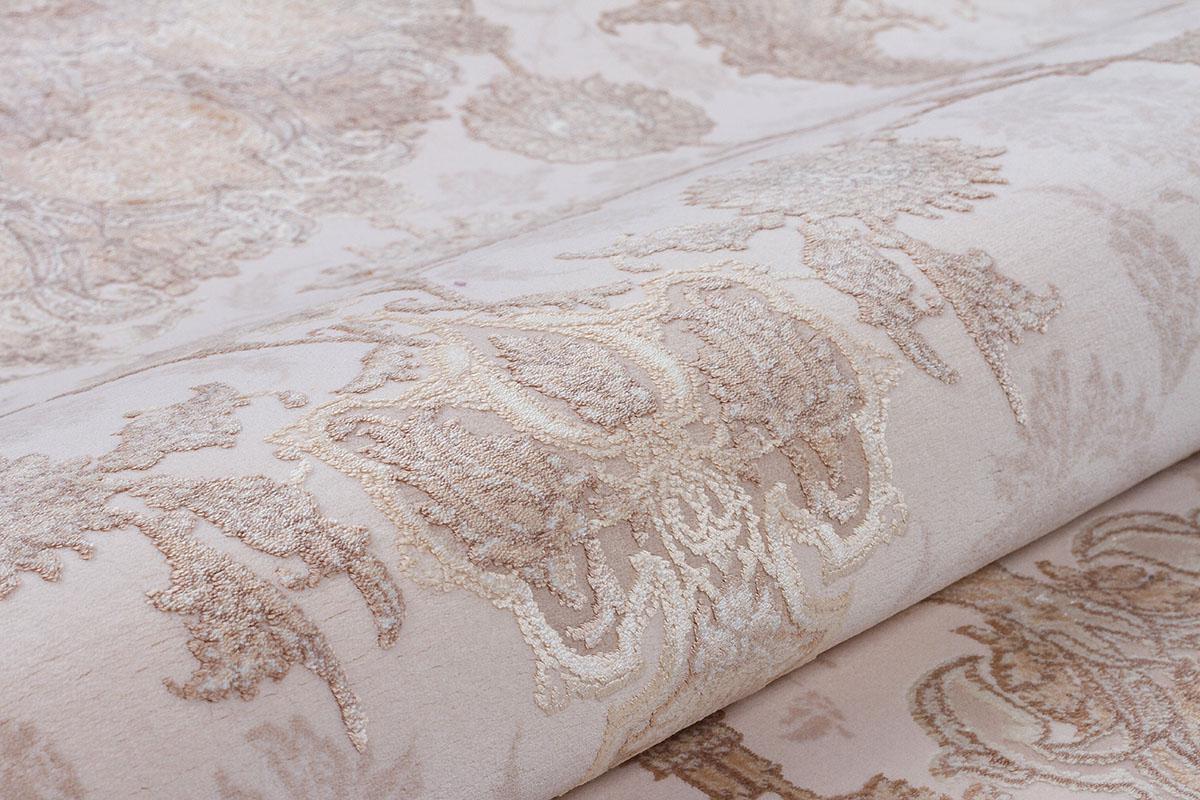 7x10 ft, Distressed Beige Classic oriental medallion Rug - Fine Fringes