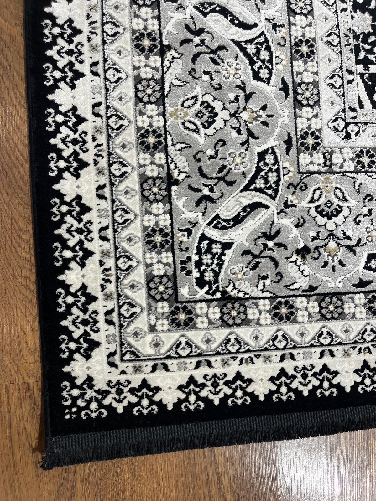 7x10 ft, Classic Black Bamboo Rug: Oriental black fine carpet with Fringes