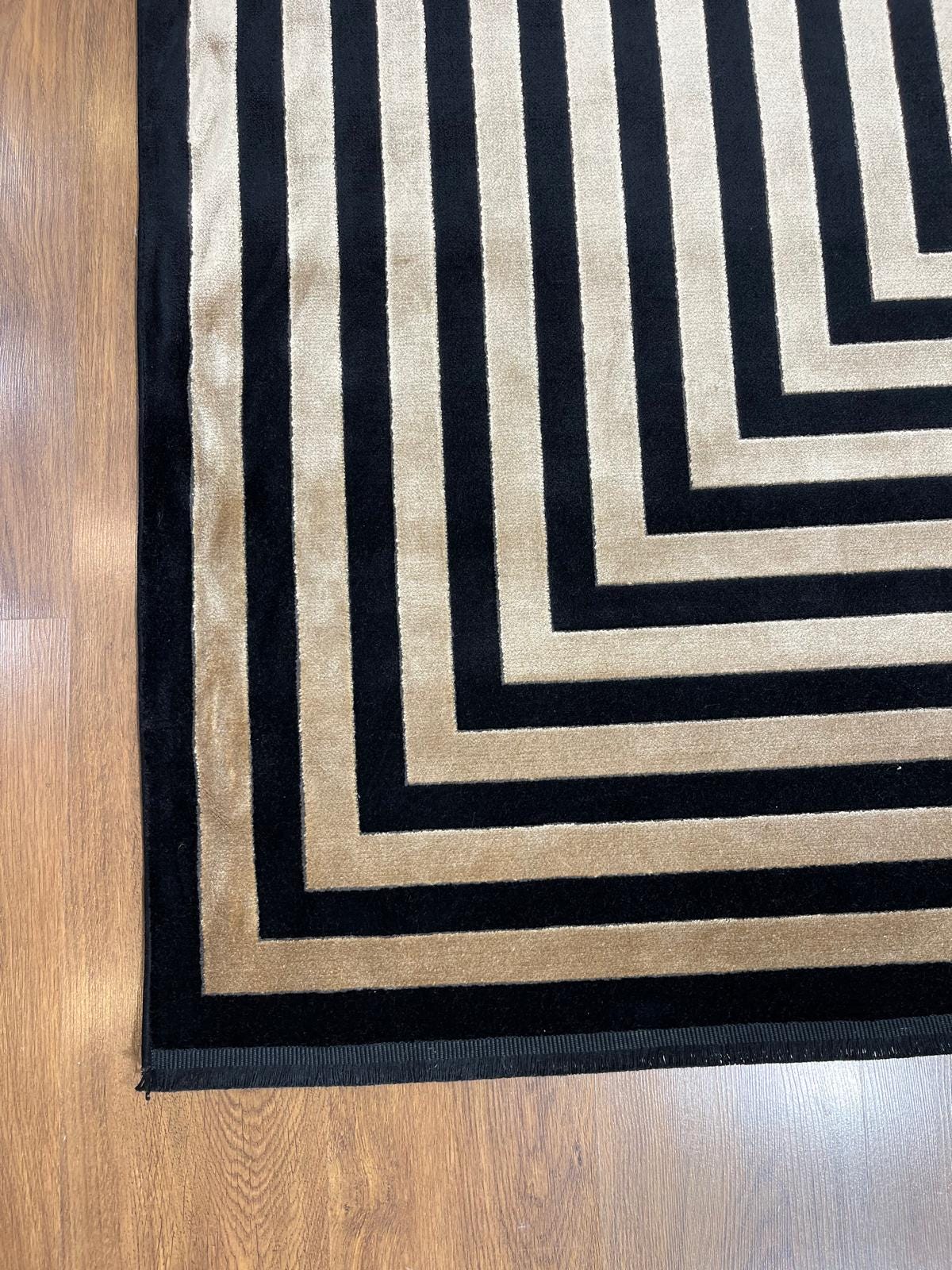 10x13 ft, Modern Black Bamboo Rug: Contemporary black fine carpet with god stripes