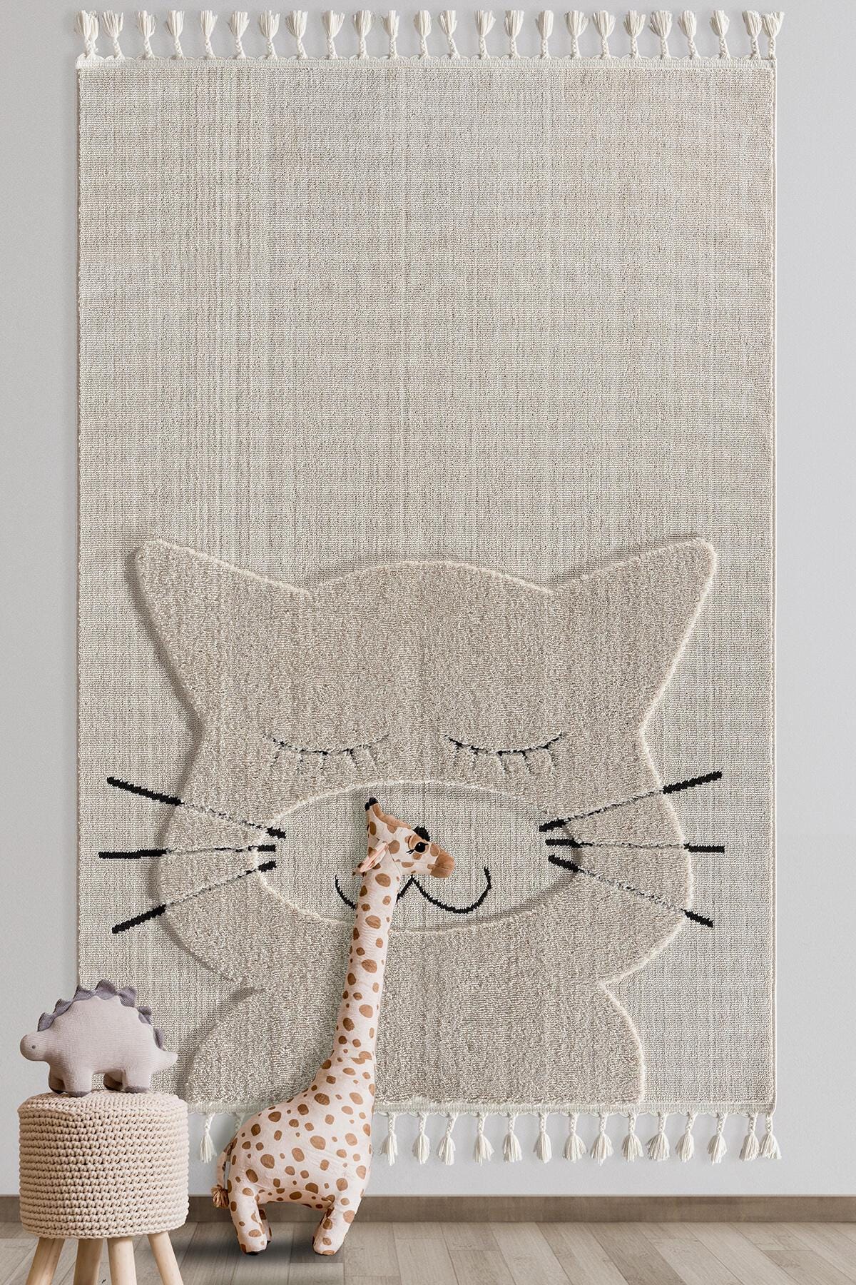 3D Tufted Cat Face Rug – Neutral Boho Nursery Playroom Decor with Tassels