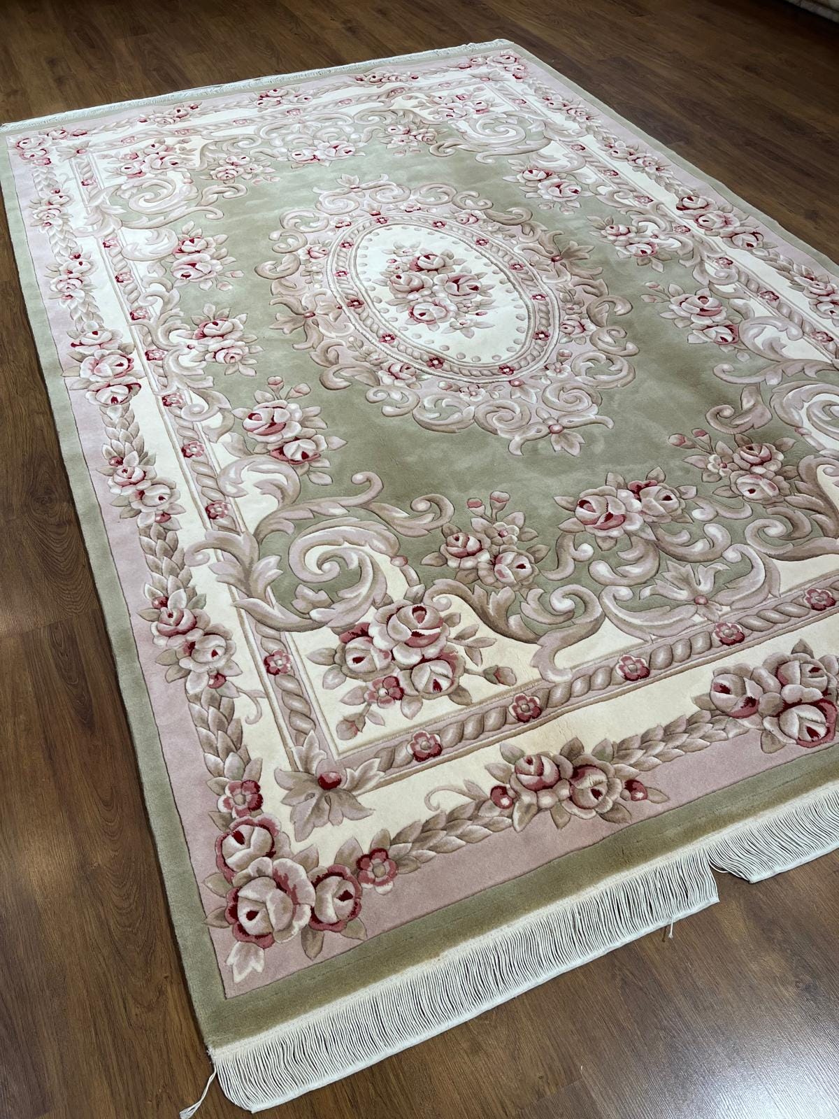 7x10 ft, 100% Wool Hand-Carved Floral Medallion Rug, Sage Green Traditional Home Decor