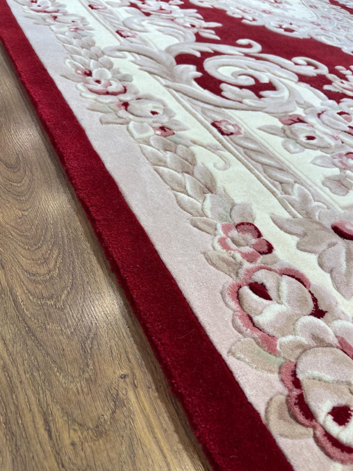 7x10 ft, Hand-Carved Wool Area Rug, Classic Red Floral Medallion Traditional Carpet