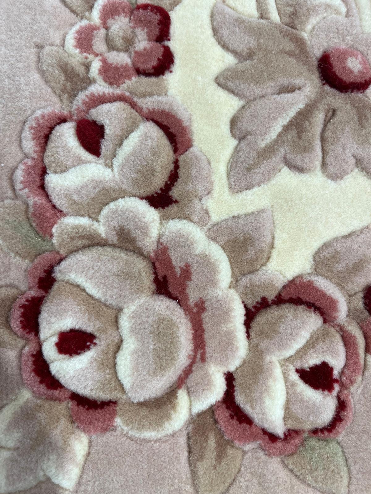 7x10 ft, Hand-Carved Wool Area Rug, Classic Red Floral Medallion Traditional Carpet
