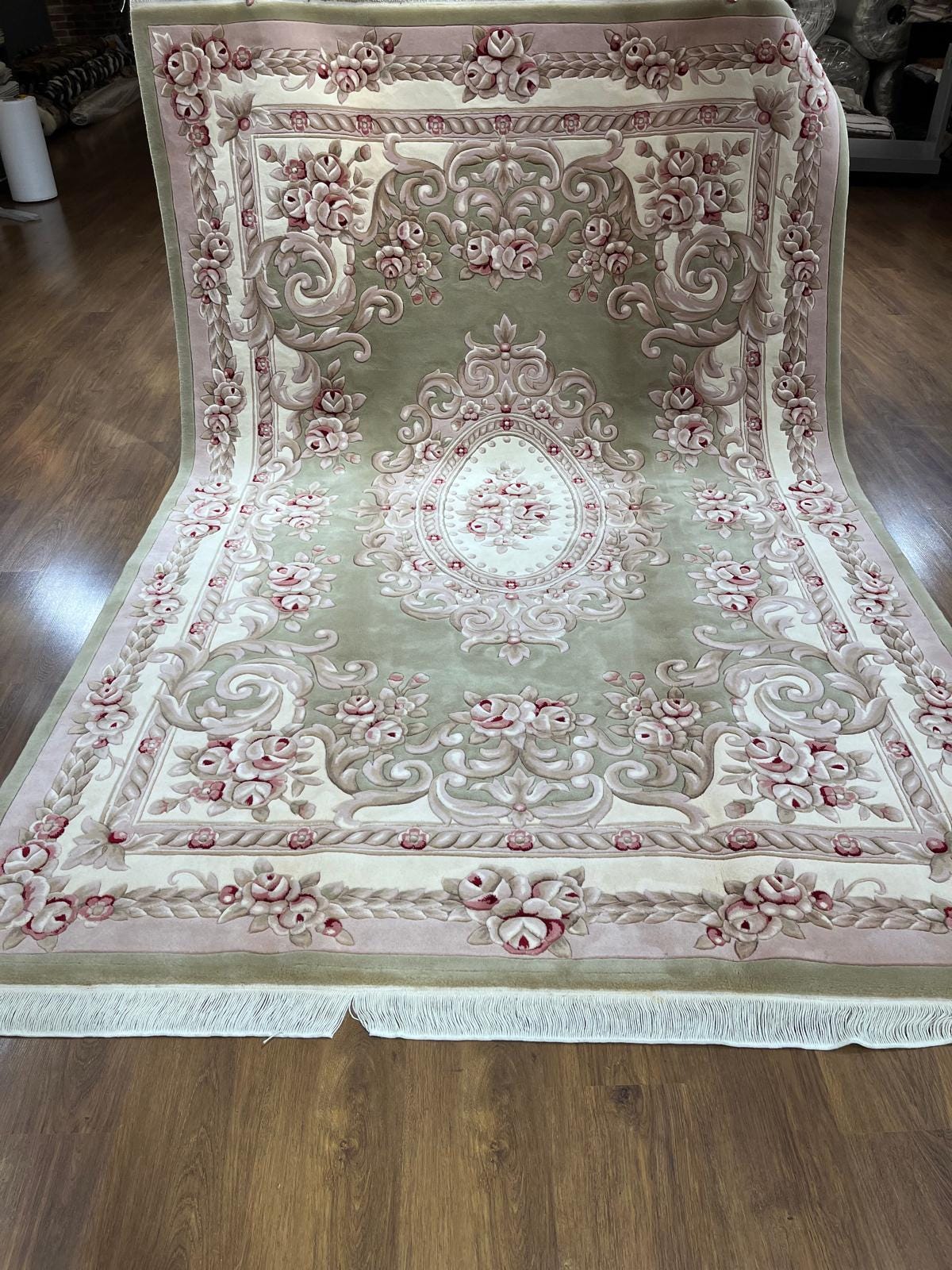 7x10 ft, 100% Wool Hand-Carved Floral Medallion Rug, Sage Green Traditional Home Decor